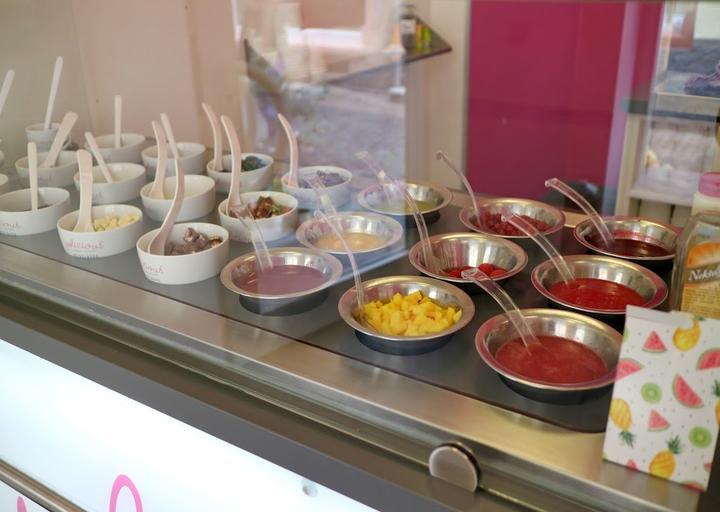 Yolicious Frozen Yogurt